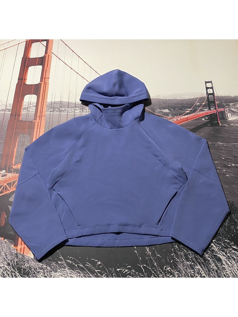 Lululemon AirWrap Pullover Hoodie Women’s Size 8 Blue Cropped Adjustable